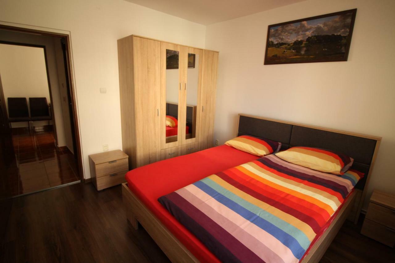 Orion Apartment Predeal Bagian luar foto
